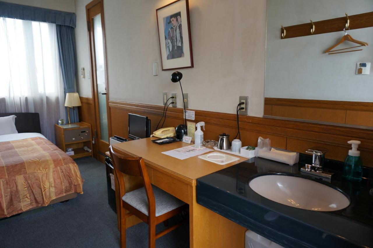 Business Crescent 3* Tokio